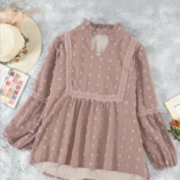 β€οΈπHPπNew Ruffled Swiss Dot Split Neck Ruffle Babydoll Blouse - Picture 12 of 16